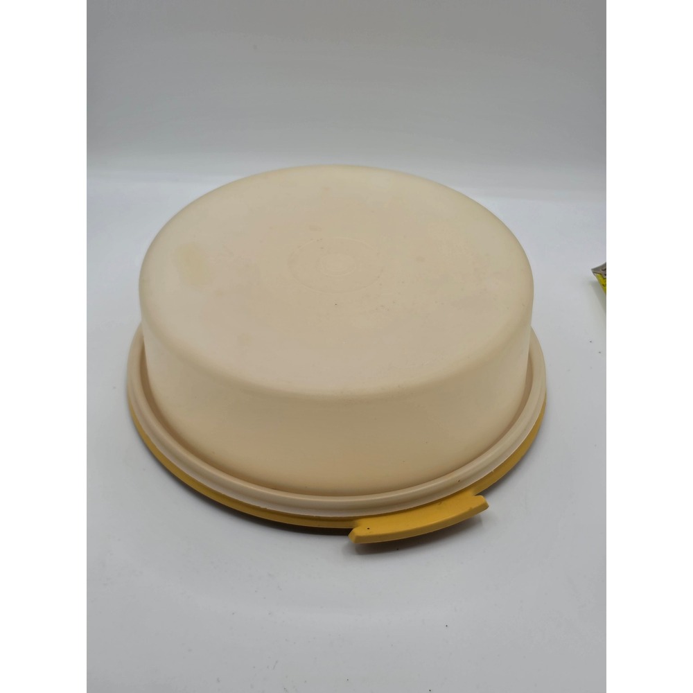 Vintage Tupperware Harvest Gold Cake Taker Pie Carrier 719-1 Round Storage Set
